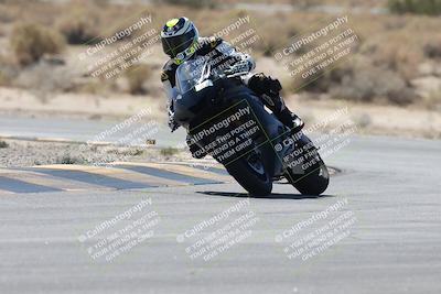 media/Oct-02-2025-Racers Edge (Thu) [[2c91cb6ab3]]/3-B Group/Session 3-Turn 16 (12pm)/